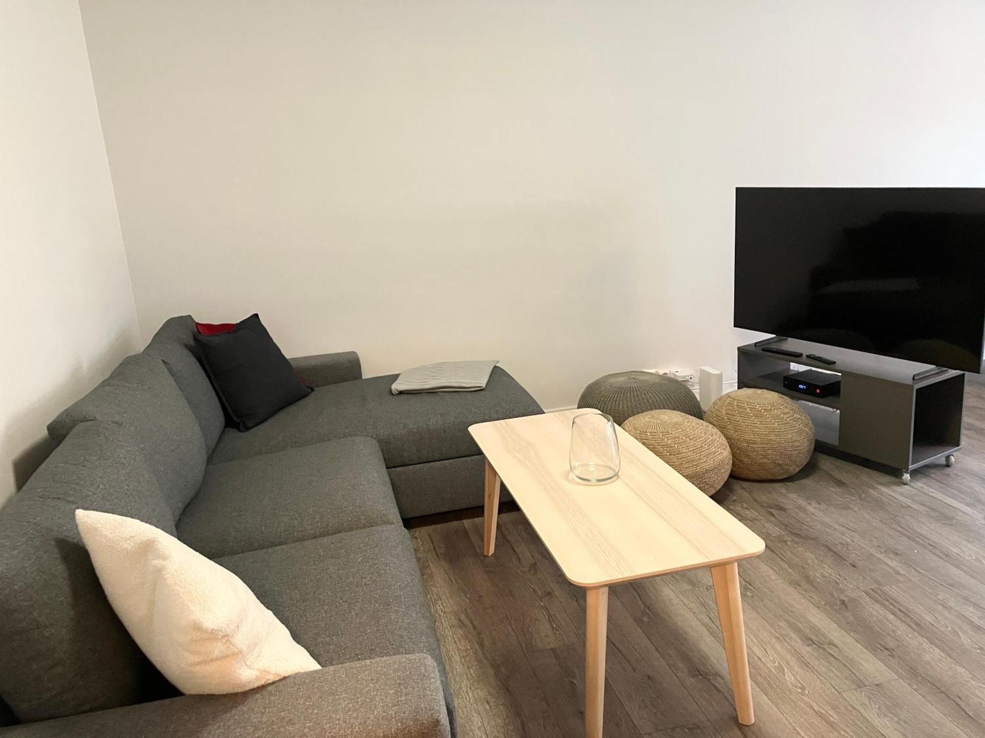 3br Penthouse In Center With Free Parking Lejlighed
